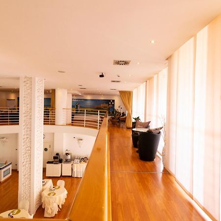 Hotel Luxor Rimini Buitenkant foto