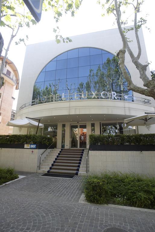 Hotel Luxor Rimini Buitenkant foto